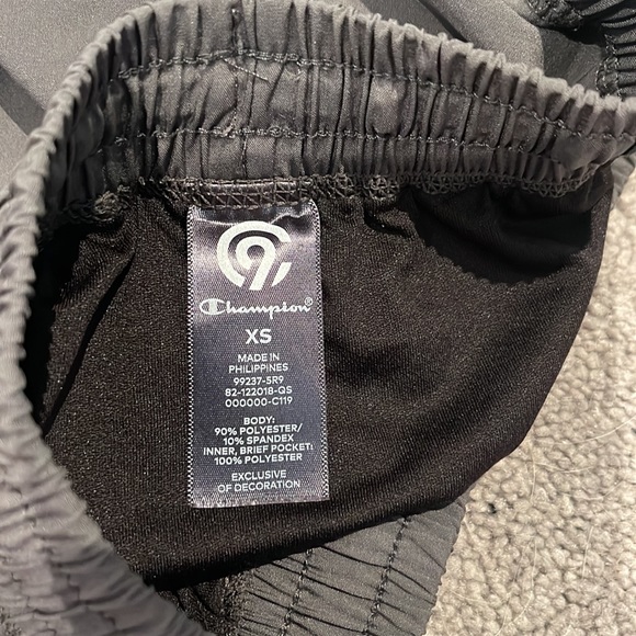 Champion athletic shorts - Picture 3 of 3